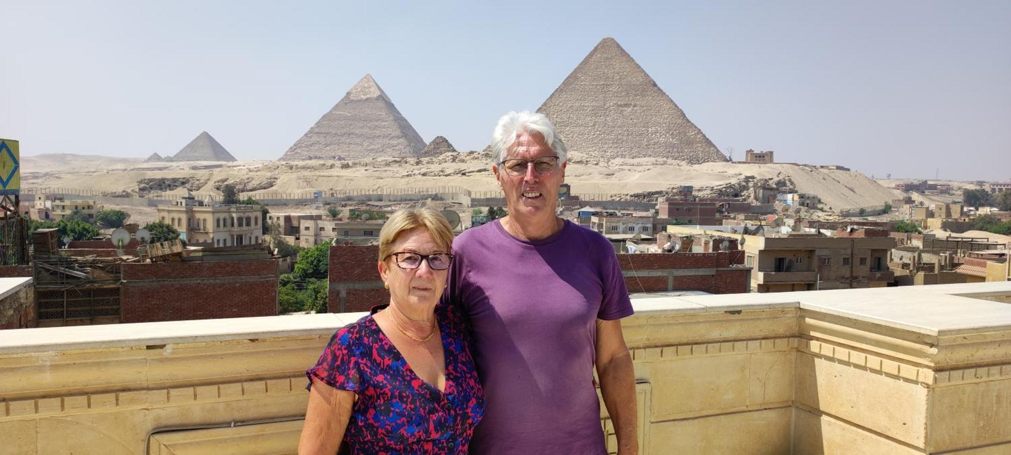 Pyramids Kingdom - Guest House Kafret el-Gabal Kültér fotó